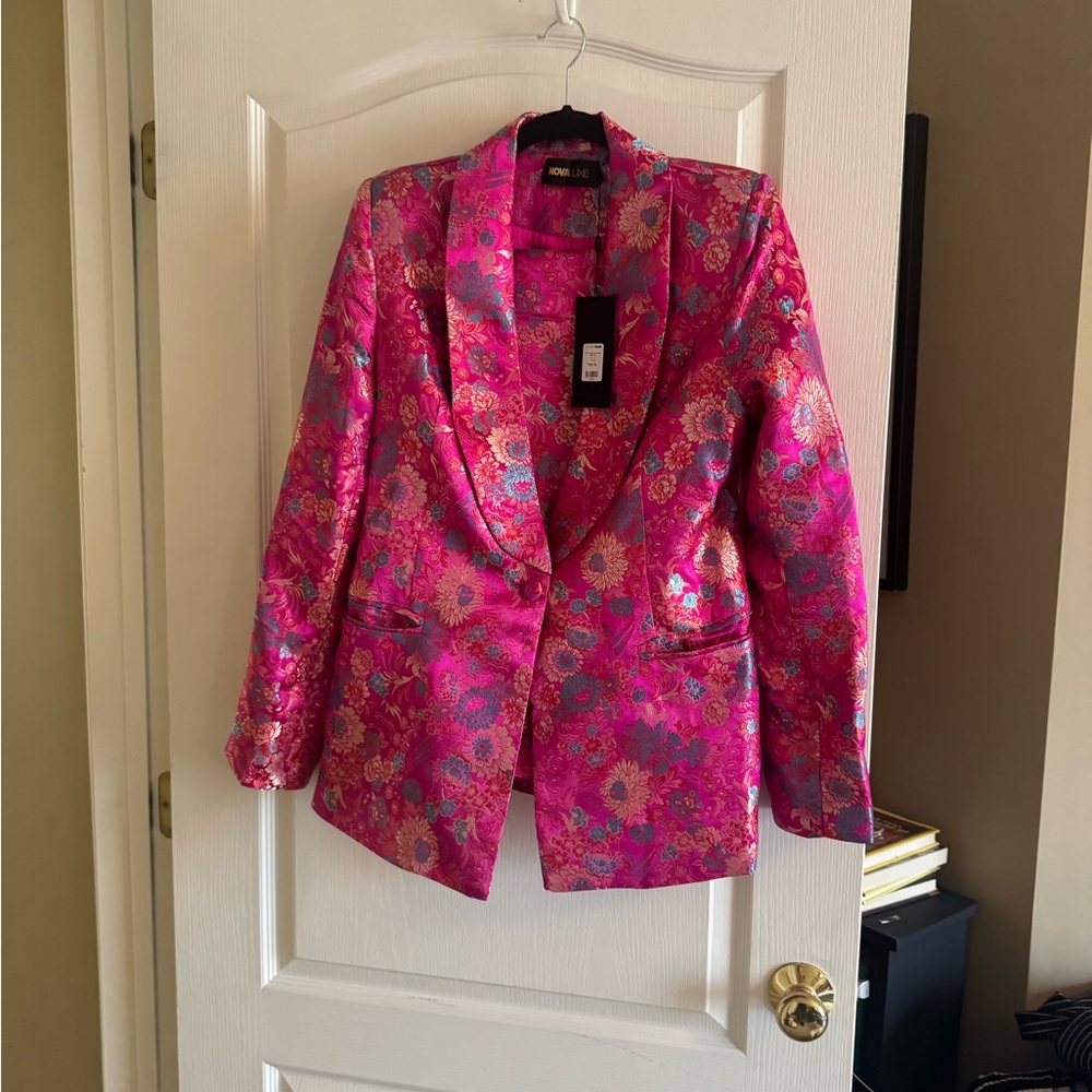Vibrant Pink Floral Women's Jacket